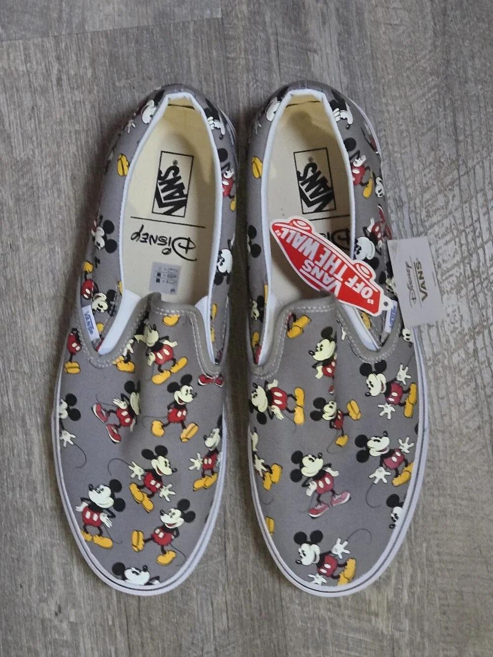 Vans x Disney Mickey Mouse Classic Slip-On - Gray/Multicolor